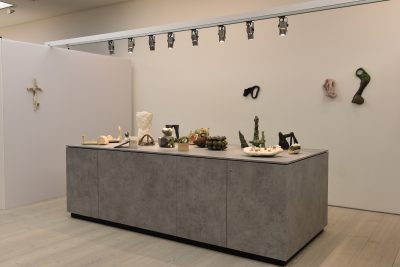 Collect 2018 – Beate Kuhn, Klaus Lehmann, Hans Fischer – Galerie Metzger, ceramics