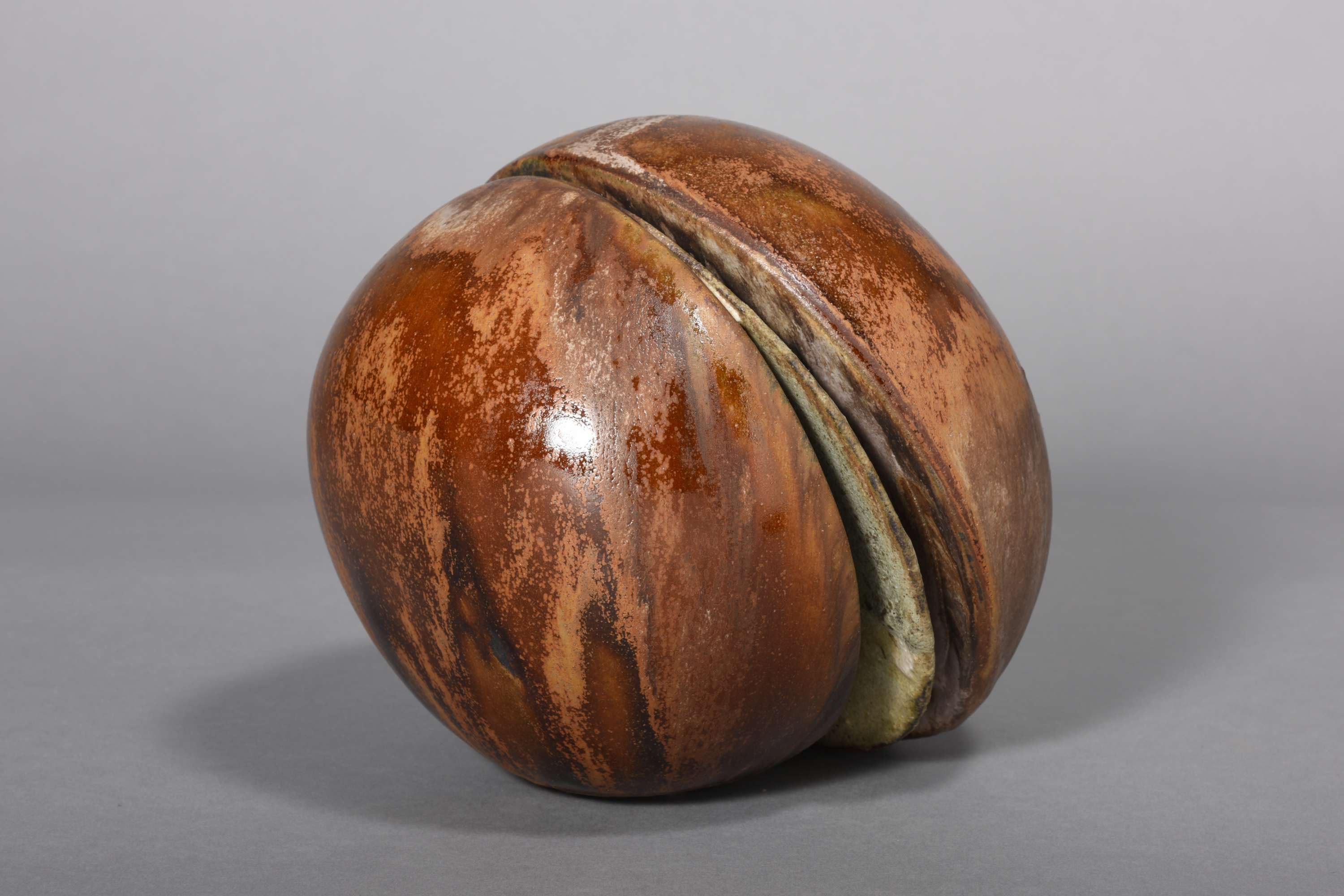 Beate Kuhn Ceramics And Sculpture In The Galerie Metzger beate-kuhn-ceramics-and-sculpture-in-the-galerie-metzger