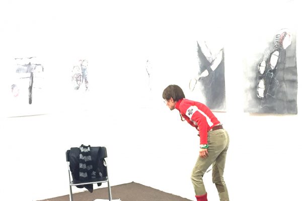 gila-stolzenfuss-performance-galerie-metzger