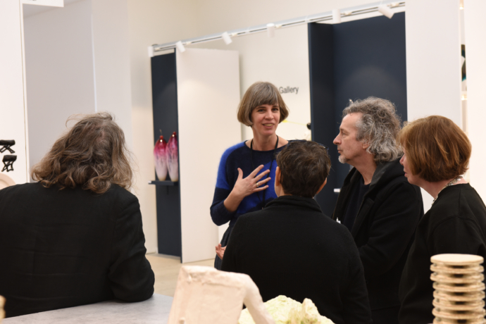 Galerie-Metzger-Collect-2019-booth talk