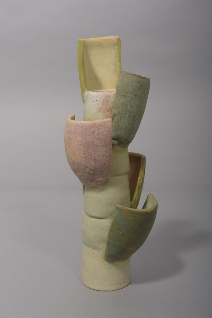 Beate Kuhn – ohne Titel – 2015, 23,7×9,5×9,5 cm – galerie-metzger deutsche studiokeramik – ceramic art gallery Anfrage zum Werk