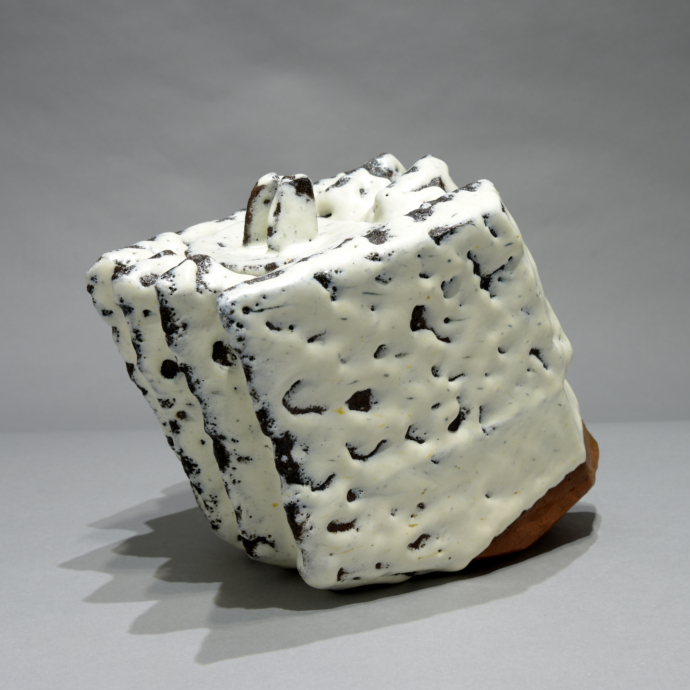Nishihata Tadashi - Deckelform - 20,6x27x21cm Nishihata Tadashi - Deckelform - 20,6x27x21cm