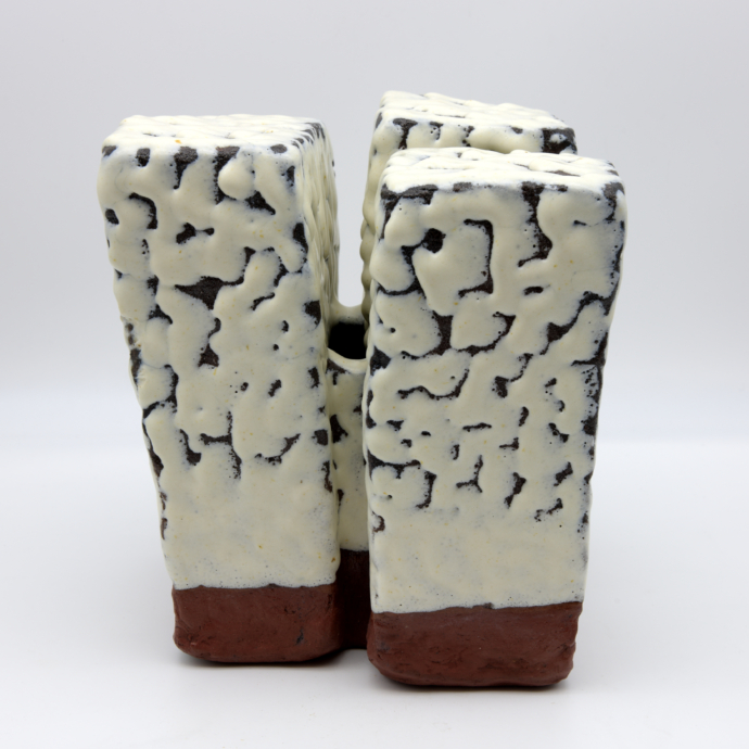 Nishihata Tadashi - o. T. - 24,5x21,6x21,6cm Nishihata Tadashi - o. T. - 24,5x21,6x21,6cm